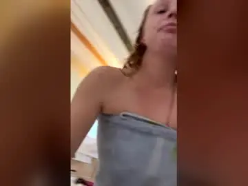 Petiteginger44  live sex cam
