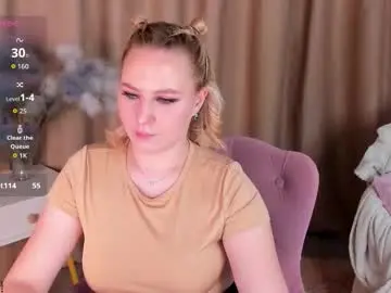 Shei11a  live sex cam