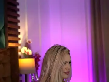Sophieboobsx  live sex cam