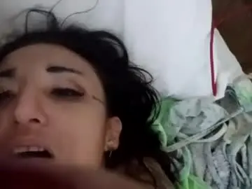 Tigerlilly9999  live sex cam