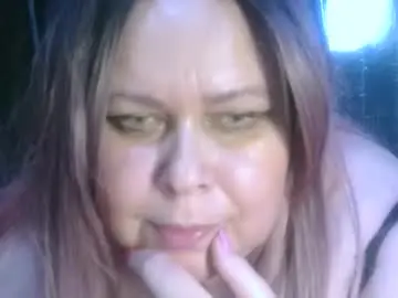 Charleekendall  live sex cam