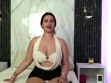 Chloe_toms  live sex cam