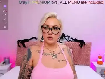 Foxxyclarise  live sex cam