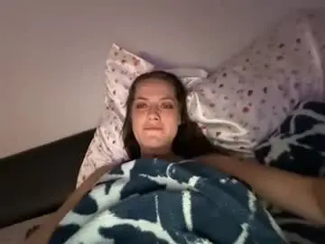 Gamermilf8008  live sex cam