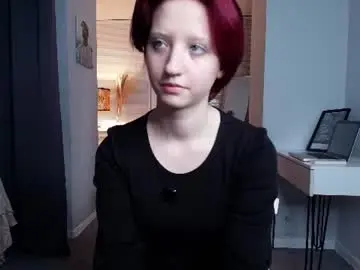 Graycewelborn  live sex cam