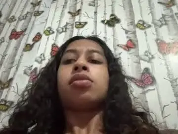 Indanbella19  live sex cam