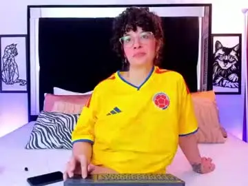 Isabella_queen8  live sex cam