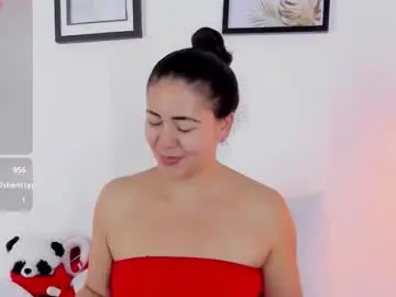 Ivyblackk  live sex cam