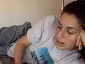 Milfsfreaky69  live sex cam