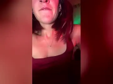 Misskinkitty  live sex cam