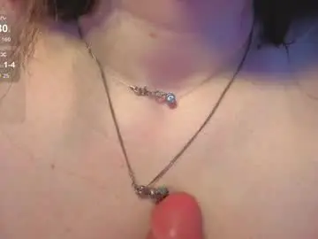 Pawsclawws  live sex cam
