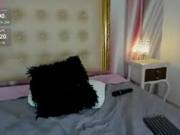 Scarleettdoll  live sex cam