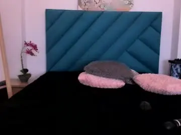 Spicyinkk  live sex cam