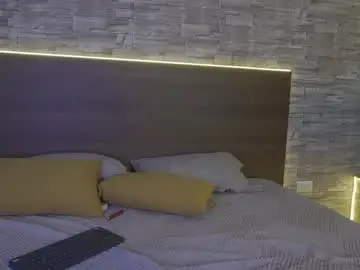 Zenda_biancha  live sex cam