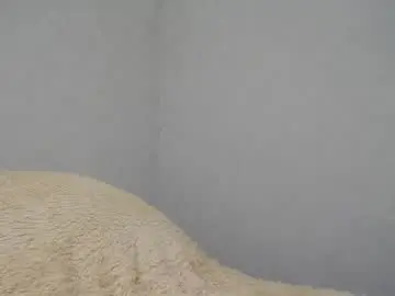 Arinamir  live sex cam