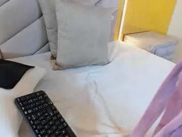 Athenaaura  live sex cam