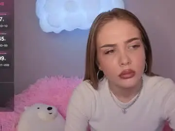 Betty_brianna  live sex cam