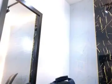 Coralrouss  live sex cam
