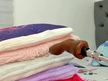 Elizabeth_18_  live sex cam