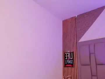Elodiiee  live sex cam