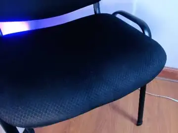 Hannadanniels  live sex cam