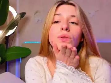 Helgasimmons  live sex cam