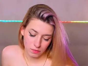 Helgasimmons  live sex cam