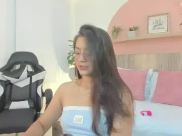 Ivette_swan  live sex cam
