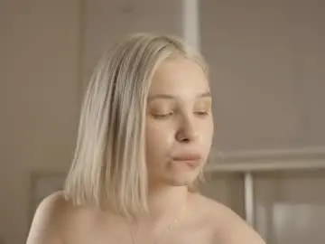 Jennyplaudis_  live sex cam