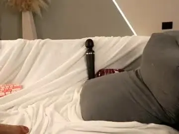 Jennyplaudis_  live sex cam
