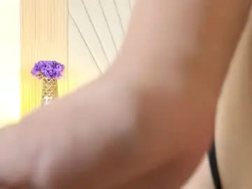 Julieta_marygb  live sex cam