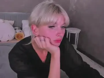 Lura_lust  live sex cam