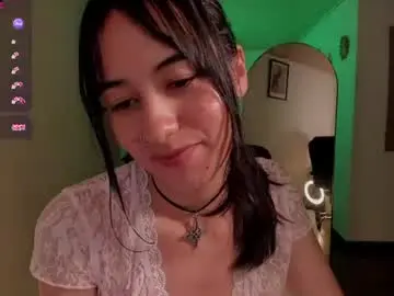 Nia_blaze  live sex cam