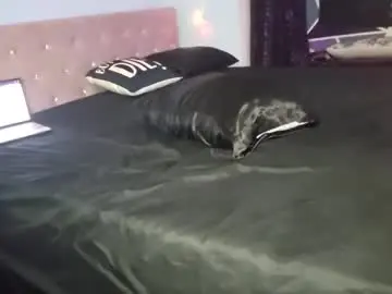 Pussypowerproductions  live sex cam
