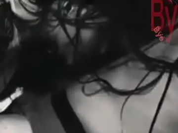 Queenafina  live sex cam