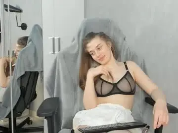 Sensitiveana  live sex cam