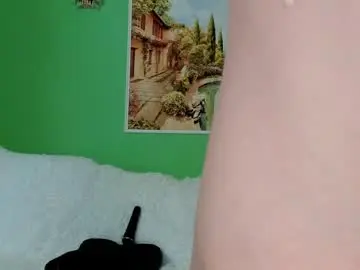 Star_silk  live sex cam