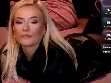 Teasingjulianna  live sex cam