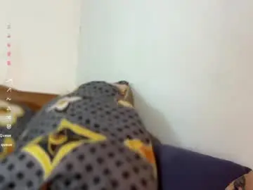 Your_wetdreams69  live sex cam