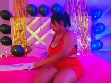 Elly_ebony  live sex cam