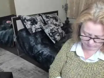 Fraumartha  live sex cam