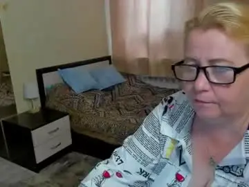 Fraumartha  live sex cam