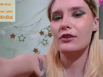 Ixsi  live sex cam
