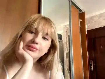 Kiyokopooschke  live sex cam