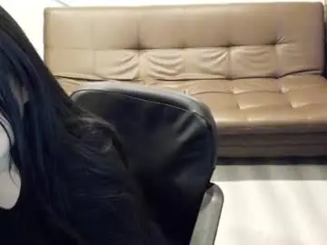 Osiris_2546  live sex cam