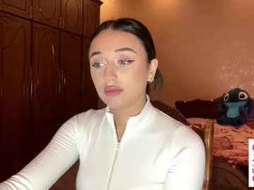 Pricillalivsey  live sex cam