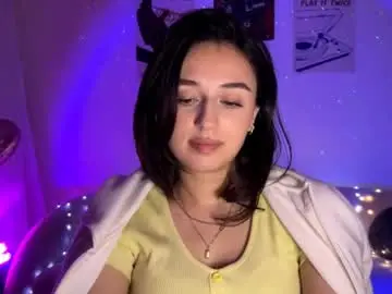 Pricillalivsey  live sex cam