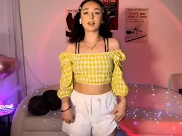 Pricillalivsey  live sex cam