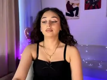 Pricillalivsey  live sex cam