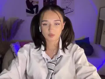 Pricillalivsey  live sex cam